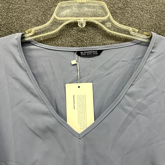 Bloomchic Top Womens Plus 2X 18 20 Blue V Neck tie bow 3/4 Sleeve casual Blouse - Picture 2 of 15